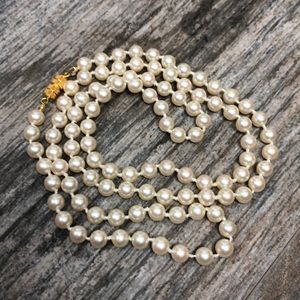 LAST CHANCE before donating - Faux Pearl Necklace